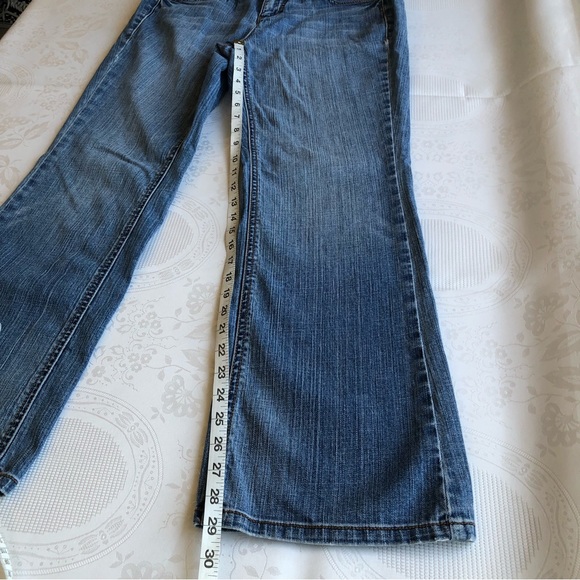 Tommy Hilfiger Blue Denim Jeans Pants Women’s Size 6 Classic Mid-Rise Boot-Leg - Picture 8 of 16